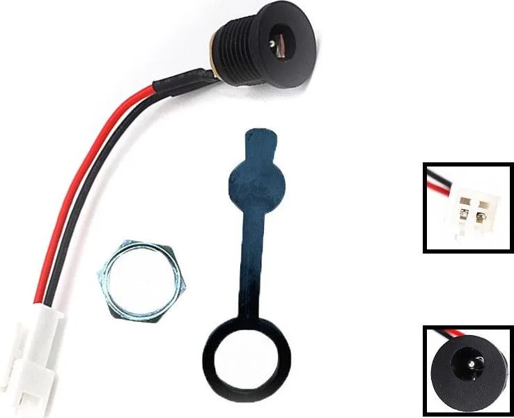 Nabíjecí port DC 5,5 × 2,1